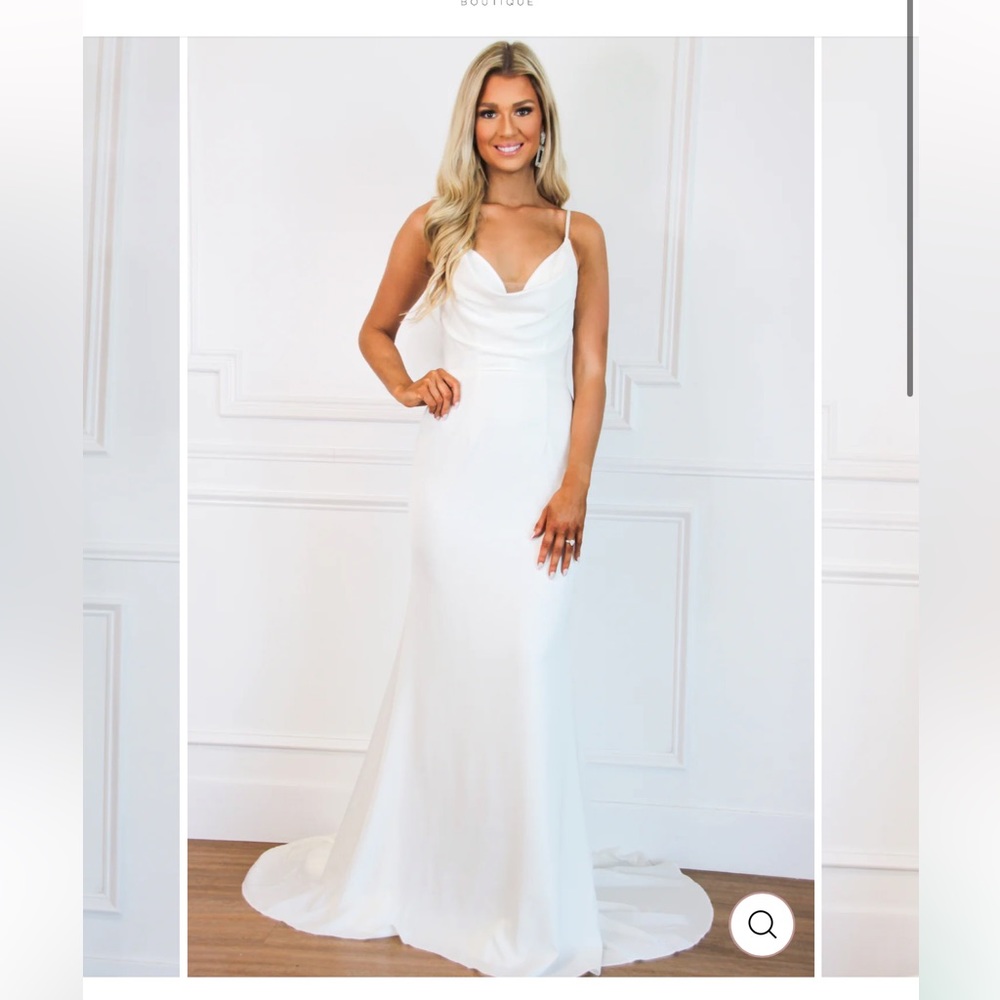 *NWT* White Bow Back Satin Wedding Dress